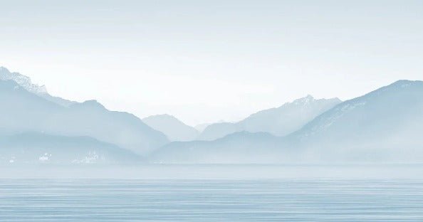 Wallpaper Annecy and its peaceful lake