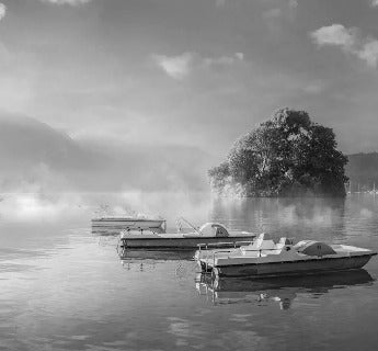 Wallpaper on a cool morning at Lake Annecy