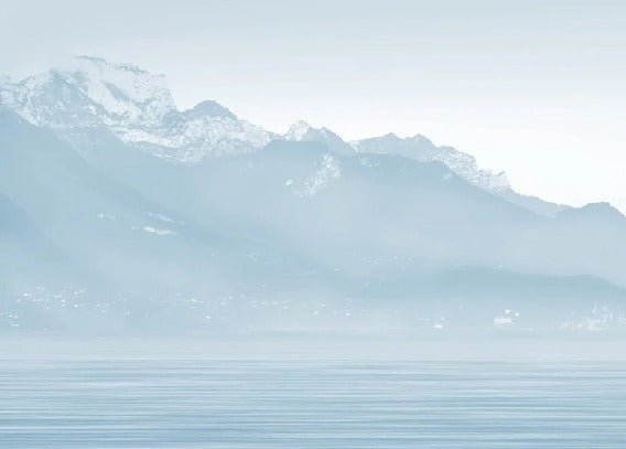 Annecy and its peaceful lake wallpaper