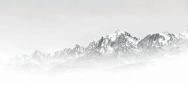 Desktop wallpaper Mont Blanc in the mist black & white