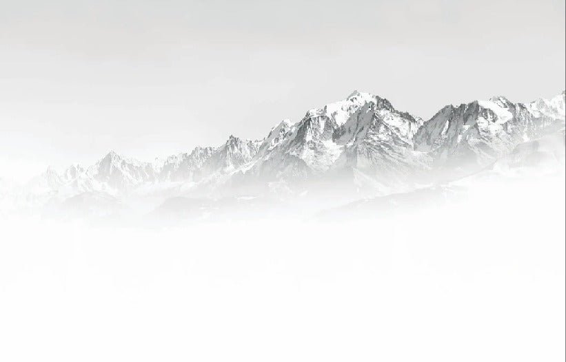 Desktop wallpaper Mont Blanc in the mist black & white