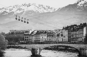 Papier peint Grenoble Bastille noir et blanc