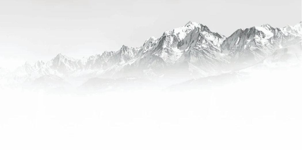 Papier peint Mont Blanc dans la brume noir et blanc