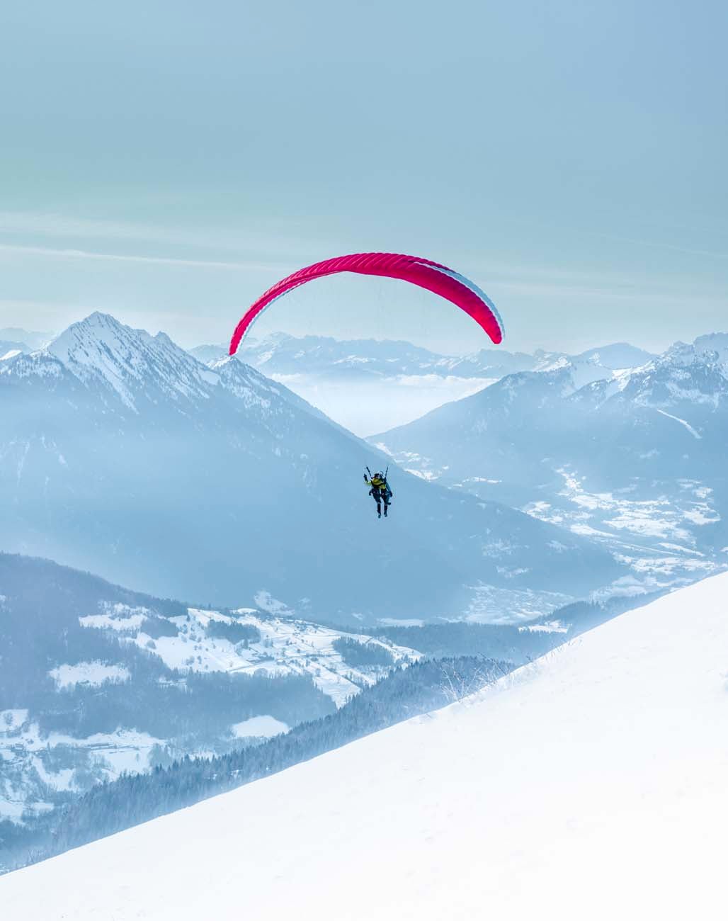Papier peint photo montagne fly in the Alps bleu, XXL, tendance